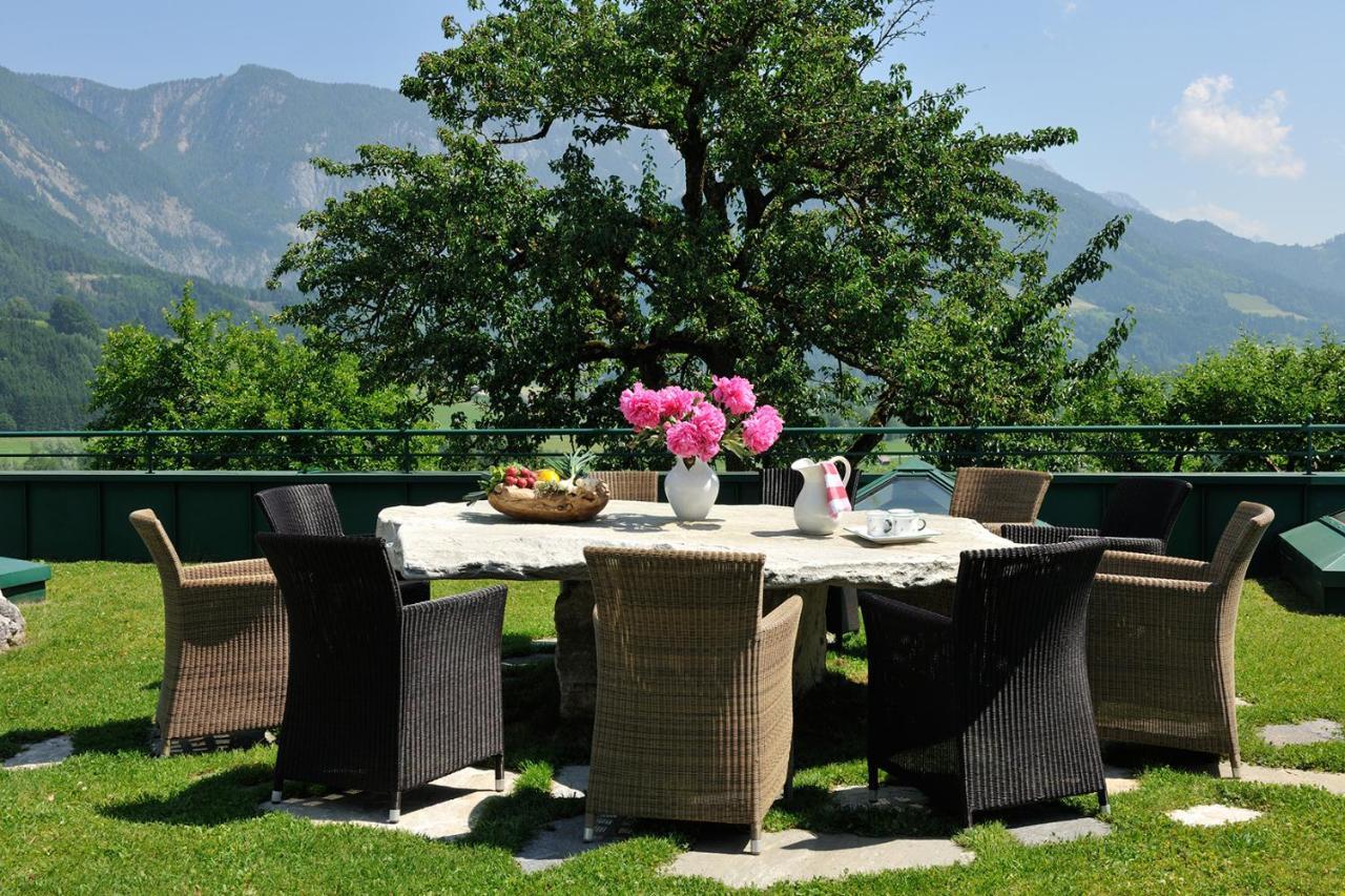 Hotel Herrschaftstaverne Haus im Ennstal Ngoại thất bức ảnh